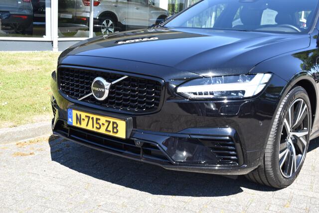 Volvo V90 T8 390PK AWD R-Design HUD | H&K | Trekhaak | Luchtvering | 360 camera | 19"LMV