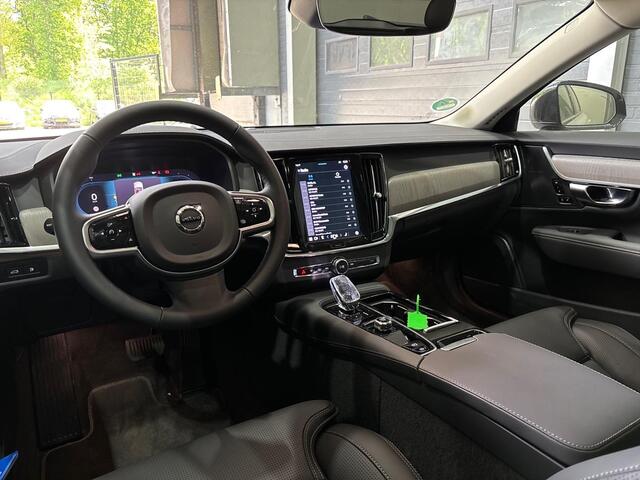 Volvo V90 T6 Plug-in hybrid Ultra Dark | Luchtvering Achter | Massage+Ventilatie | Head-Up | 360° Camera |