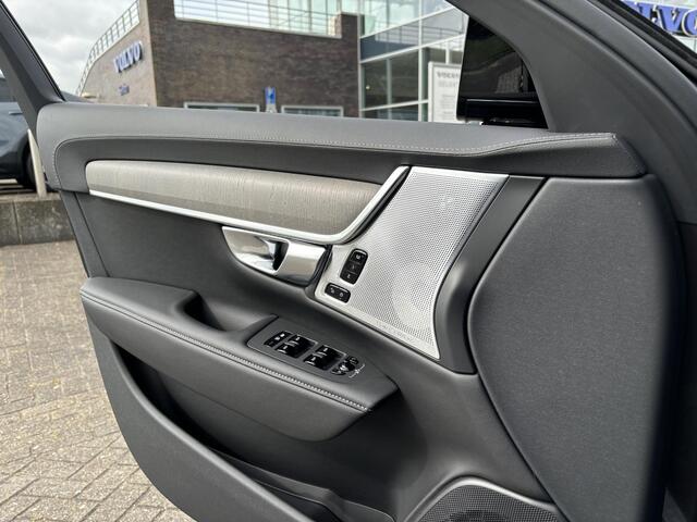Volvo V90 2.0 T8 Plug-in hybrid AWD Ultra Executive Edition | Modeljaar 2026 | Privacy Glas | Bowers & Wilkins | Luchtvering | Massagestoelen