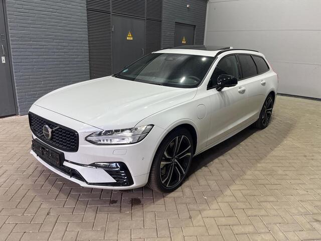 Volvo V90 T6 Plug-in hybrid Ultra Dark | Bowers&Wilkins | Luchtvering Achter | Head-Up | ACC | Panoramadak | 360° Camera