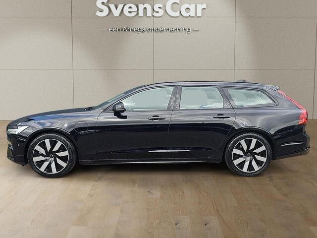 Volvo V90 2.0 T6 Plug-in hybrid AWD Ultra Dark | Trekhaak | Gelaagd glas | Harman/Kardon Audio | Panoramadak |