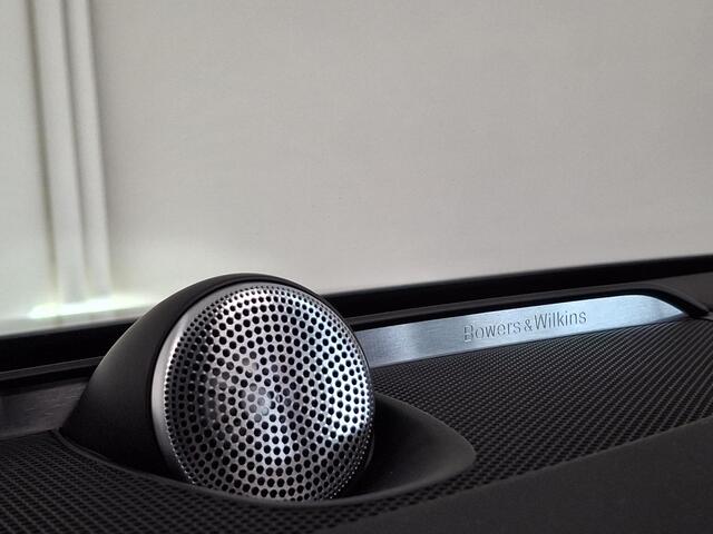 Volvo V90 T8 Plug-in hybrid AWD Ultra Dark | B&W Audio | Panoramadak | Leder pakket inclusief stoelventilatie |