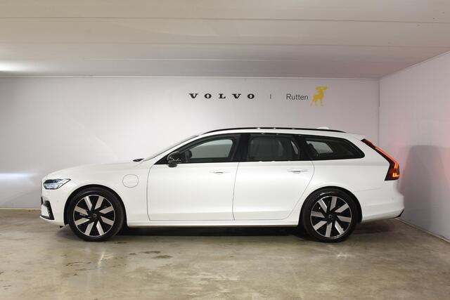 Volvo V90 T8 455PK Automaat Plug-in Hybrid AWD Ultra Dark / Navigatie / 360 Camera / Harman Kardon / Stuur & Stoelverwarming / Gelaagde Zijruiten / LM Velgen / Trekhaak