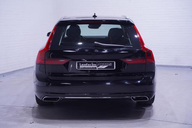 Volvo V90 2.0 T8 AWD Momentum Navi Stuur- en stoelverwarming Led koplampen Adaptive cruise 2100 kg trekgewicht