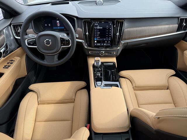 Volvo V90 2.0 T8 Plug-in hybrid AWD Ultra Executive Edition | Polestar Engineerd | Trekhaak | Luchtvering | Bowers & Wilkins | Massage | Stoel Verwarming-Koeling | 360° |