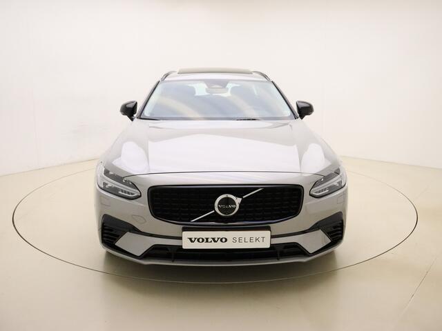 Volvo V90 T6 350pk AWD Ultra Dark / 360 Camera / Head-Up / Schuif/kanteldak / Trekhaak / BLIS / Harman&Kardon / Elektr. Stoelen / Full-LED / Lederen Dashboard /