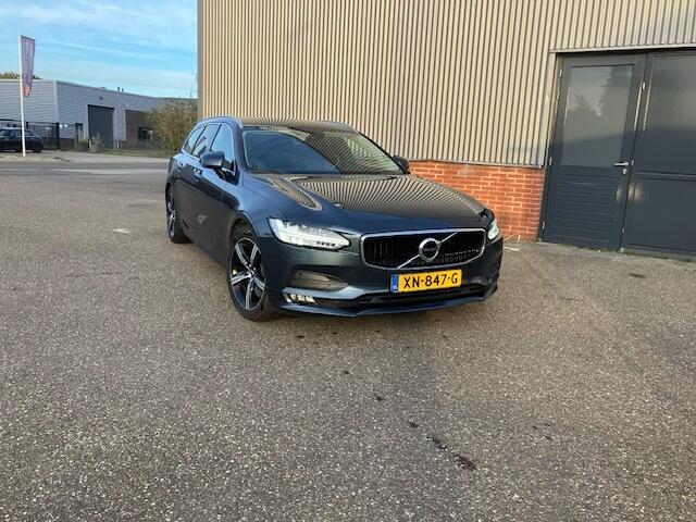 Volvo V90 2.0 T4 Momentum