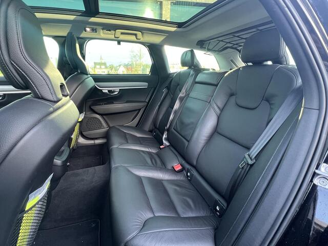 Volvo V90 2.0 T4 Business Luxury+ Automaat, Leder, Panoramadak, Trekhaak semi elektrisch inklapbaar, Stoelverwarming, Stuurverwarming