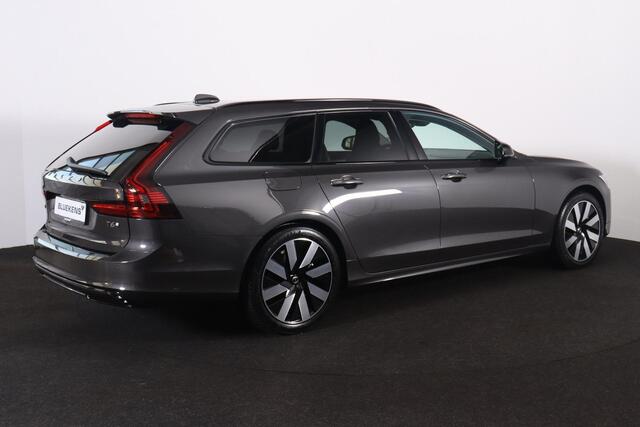 Volvo V90 T6 Recharge AWD Plus Dark - IntelliSafe Assist & Surround - 360º Camera - Harman/Kardon audio - Adaptieve LED koplampen - Verwarmde voorstoelen, stuur & achterbank - Parkeersensoren voor & achter - Elektr. bedienb. voorstoelen met geheugen - Extra getint 