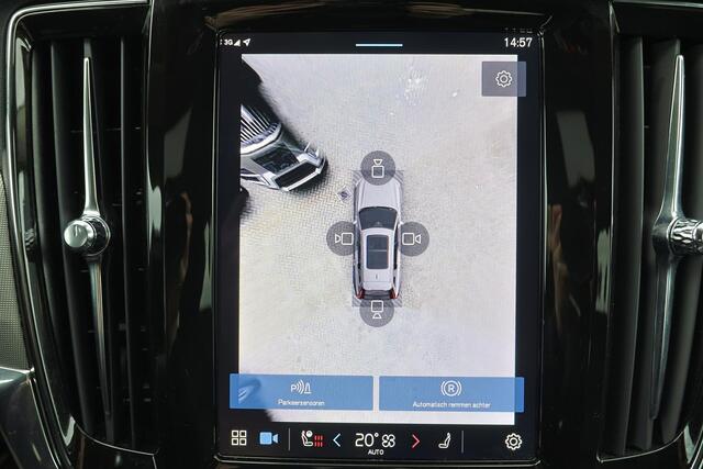 Volvo V90 T6 Recharge AWD Plus Dark - IntelliSafe Assist & Surround - 360º Camera - Harman/Kardon audio - Adaptieve LED koplampen - Verwarmde voorstoelen, stuur & achterbank - Parkeersensoren voor & achter - Elektr. bedienb. voorstoelen met geheugen - Extra getint 