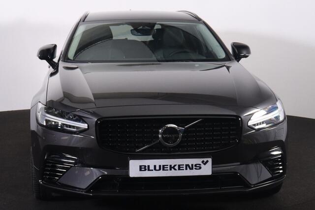 Volvo V90 T6 Recharge AWD Plus Dark - IntelliSafe Assist & Surround - 360º Camera - Harman/Kardon audio - Adaptieve LED koplampen - Verwarmde voorstoelen, stuur & achterbank - Parkeersensoren voor & achter - Elektr. bedienb. voorstoelen met geheugen - Extra getint 