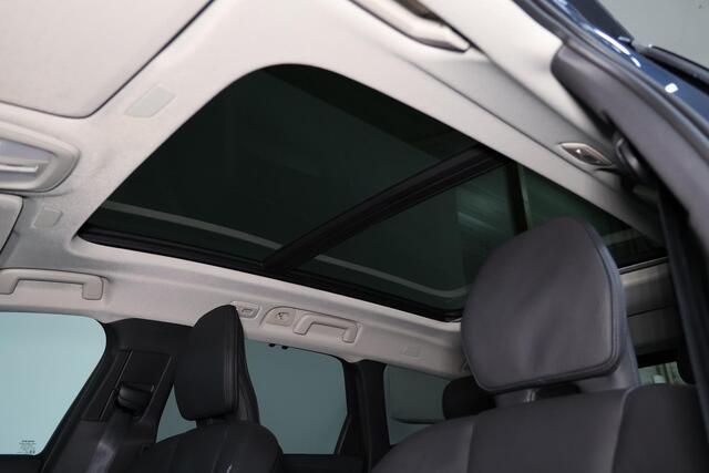 Volvo V90 T6 Recharge AWD Plus Bright - Panorama/schuifdak - IntelliSafe Assist & Surround - 360º Camera - Harman/Kardon audio - Adaptieve LED koplampen - Verwarmde voorstoelen, stuur & achterbank - Parkeersensoren voor & achter - Elektr. bedienb. voorstoelen met g