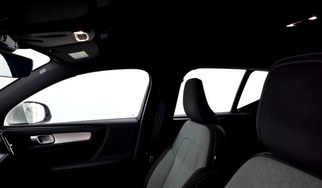 Volvo XC40 1.5 T5 Recharge 193kW/262pk DCT7 FACELIFT! Core Bright CLIMA + CRUISE + FULL LED HIGH BEAM + NAVI SENSUS + LANE ASSIST + SPORTSTOELEN + KEYLESS ENTRY&GO + CAMERA + MISTLAMPEN VOOR + PARKSENSOREN + 18" LM-VELGEN!!