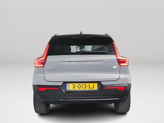 Volvo XC40 Single Motor Plus 69 kWh | Stoel- en stuurverwarming | Parkeercamera