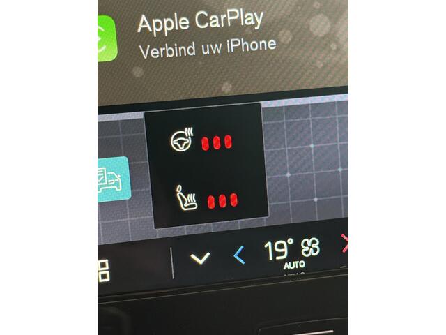 Volvo XC40 Recharge P8 AWD R-Design