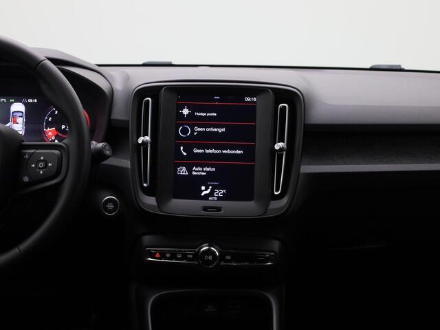 Volvo XC40 T2 Momentum Core Aut. | Navigatie | Camera | Apple Carplay/Android Auto