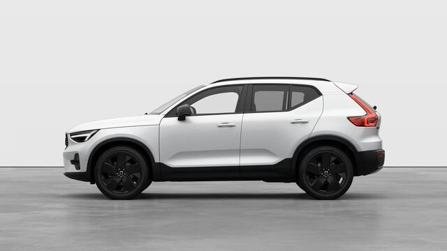 Volvo XC40 B4 Plus Black Edition | Elektr. Panoramadak | 360º Camera | 20" LM velgen | Extra getint glas | Geheugen best. stoel | Harman Kardon | Keyless entry