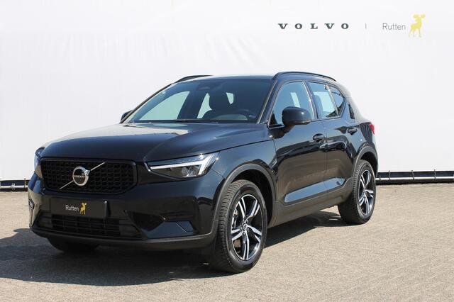 Volvo XC40 B4 211PK Automaat Plus Dark Adaptieve Cruise Control / Semi elektrisch wegklapbare trekhaak / Verwarmbare voorruit / Google Infotainment / Blis / Parkeersensoren voor en achter met parkeercamera