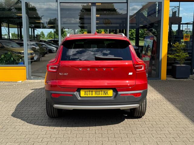Volvo XC40 1.5 T4 Inscription - leer - panoramadak - camera