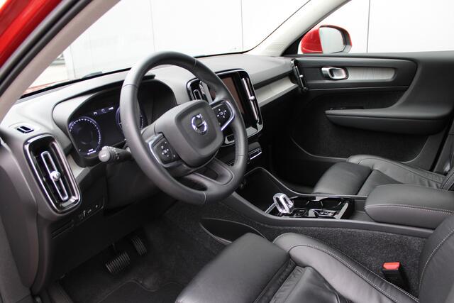 Volvo XC40 T4 Recharge Inscription | Leder | 19" velgen |