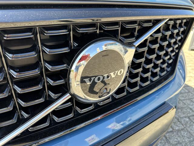 Volvo XC40 1.5 T5 Plug-in hybrid Ultimate Dark