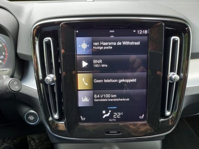 Volvo XC40 2.0 T4 Momentum