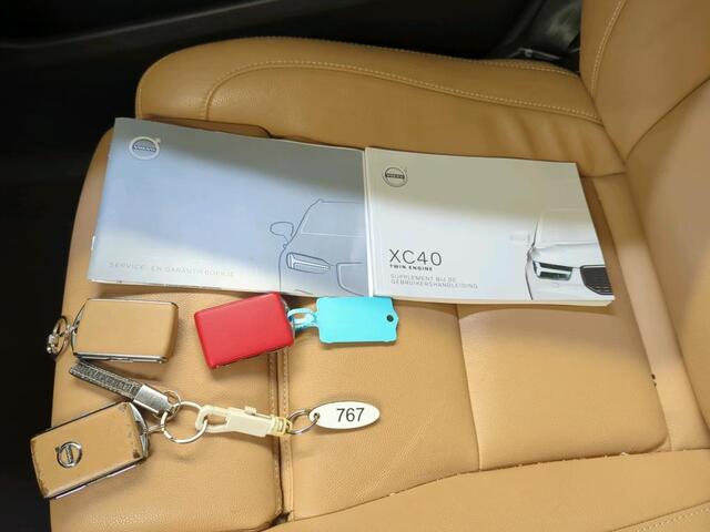 Volvo XC40 1.5 T5 Twin Engine Inscription NL AUTO | LEDER | STOELVERW |