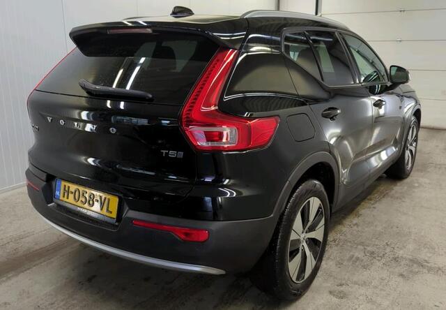 Volvo XC40 1.5 T5 Recharge 262 pk Momentum Pro Panoramadak Camera Parkeersensoren Navigatie Led Koplampen Plug In Hybride NL Auto 1e Eigenaar Lage Kilometerstand