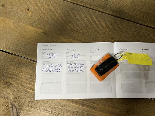 Volvo XC40 1.5 T4 Recharge Inscription leer Navigatie Carplay