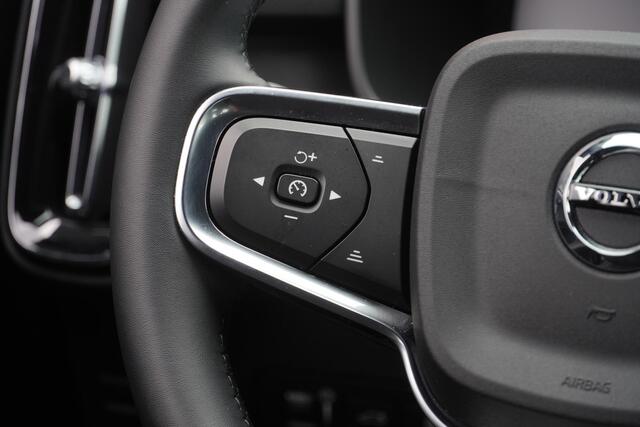 Volvo XC40 1.5 T5 Plug-in hybrid Plus Dark