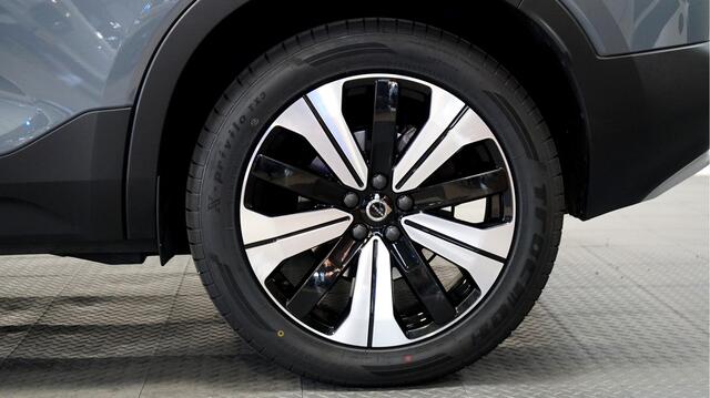 Volvo XC40 1.5 T4 Plug-in Hybrid 155kW/211pk DCT7 Ultimate FACELIFT! PANORAMADAK + HARMAN/KARDON + ADAPT.CRUISE + PILOT ASSIST + NAVI SENSUS + BLIS + LANE ASSIST + EL.STOELEN + STOEL-&STUURVERWARMING + CAMERA + KEYLESS + PARKSENSOREN V&A + 19" LM-VELGEN!!