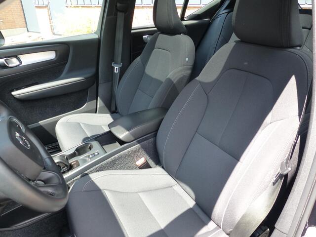 Volvo XC40 T4 Recharge Inscription Expression