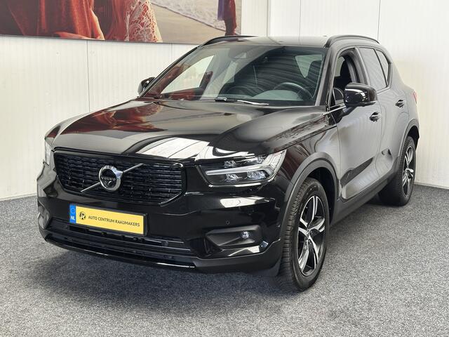 Volvo XC40 1.5 T3 R-DESIGN AUTOMAAT 360 CAMERA LEDER ALCANTARA NAVIGATIE CRUISE CONTROL STOEL EN STUUR VERWARMING KEYLESS GO APPLE CARPLAY/ANDROID RIJSTROOKSENSOREN ZEER MOOI !! 3010