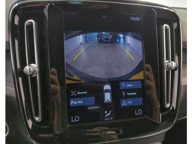 Volvo XC40 1.5 T5 262 pk Recharge Business Pro Navigatie Trekhaak Camera Carplay Bliss Pilot Assist 19 Inch Velgen DAB Sportstoel Keyless NL Auto 1e Eigenaar Plug-in Hybride