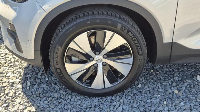 Volvo XC40 1.5 T4 PheV Plus Bright 360 Camera - Ligthing Pack - Telefoon lader - Winter Pack - Harman Kardon Sound