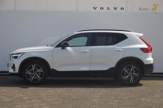 Volvo XC40 B4 211PK Automaat Plus Dark / Adaptive cruise control / Elektrische stoelen / Harman Kardon audio / Pilot assist / BLIS / Stoel en stuur verwarming / Elektrische achterklep / Parkeersensoren met camera / Google infotainment