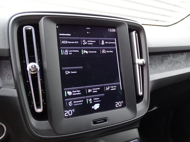 Volvo XC40 T4 Momentum 190PK | Automaat | Navigatie