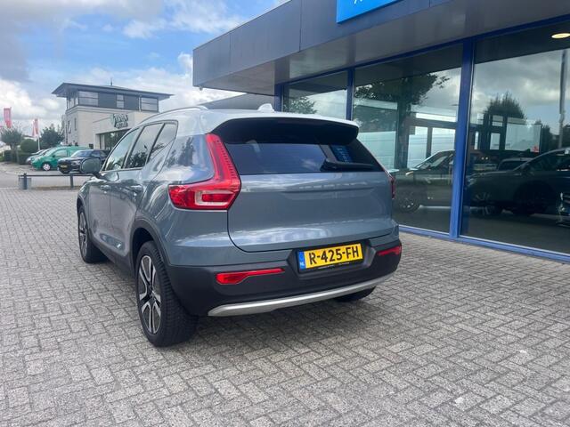 Volvo XC40 2.0 T4 R-Design