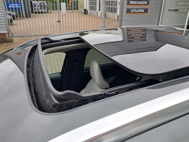 Volvo XC40 2.0!! T4 Inscription Automaat met Schuif/kanteldak! | Clima | Cruise | Vol lederen bekleding! | Navigatie | Memory chairs | RIJKLAARPRIJS INCL 12 MAANDEN GARANTIE EN BEURT