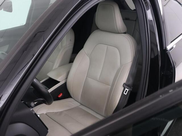 Volvo XC40 1.5 T5 Twin Engine Inscription | Panoramadak | Leder | Harman/Kardon | Stoelverwarming | Carplay | Camera | Navigatie | Adaptive cruise | PHEV | Plug In