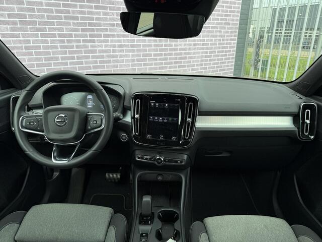 Volvo XC40 T2 Core Aut. | Nieuw Binnen | LED | Climate | Navigatie | Zitting verlengers | Keyless Entry + Start