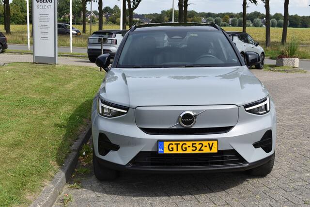 Volvo XC40 Single Motor Extended Range Plus 82 kWh ACC | Pilot Assist | Stoel Stuur verwarming | Trekhaak | Key Less | 19 inch