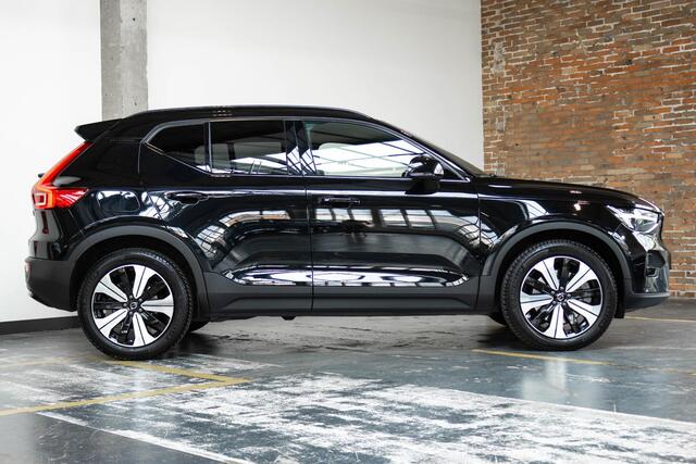 Volvo XC40 T5 Recharge Inscription | Harman Kardon Premium Audio | Panoramadak | 4-seizoenen banden | 360° parkeercamera | Stoeverwarming | BLIS | Adaptive Cruise Control | Parkeersensoren voor + achter | Navigatie