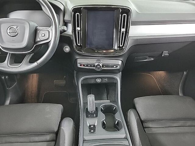 Volvo XC40 1.5 T3 Momentum Pro Camera Schuifdak Harman&Kardon