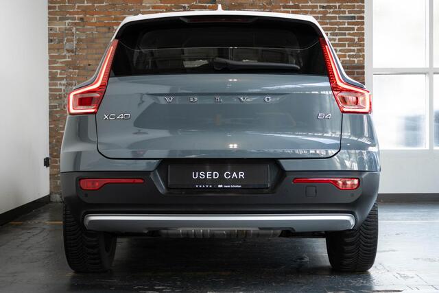 Volvo XC40 B4 Automaat Business Pro | Dealeronderhouden | Adaptive cruise control | BLIS | Parkeersensoren voor + achter | Parkeercamera | Volvo on Call | Navigatie | 18'' Lichtmetalen velgen