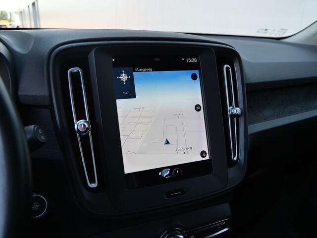 Volvo XC40 1.5 T3 157pk Trekhaak / Navigatie / 17 inch