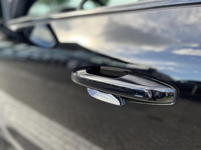 Volvo XC40 B4 Plus Dark