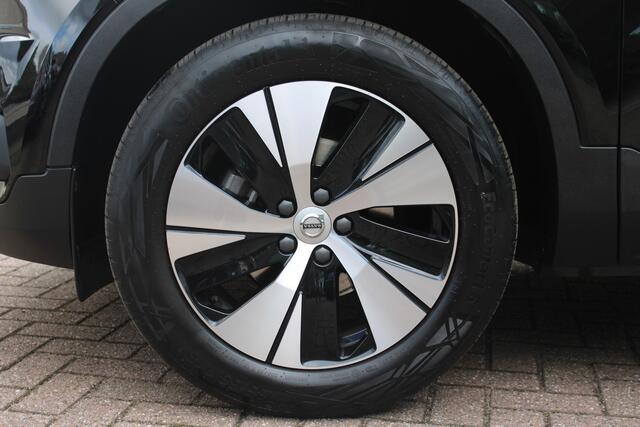 Volvo XC40 1.5 T3 Momentum | Trekhaak | Cruise control | Navigatie | Stoel-/Stuurverwarming