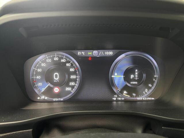 Volvo XC40 1.5 T5 Recharge Inscription | Navigatie | Adaptieve cruise control | Panoramadak | Camera | Trekhaak wegklapbaar |