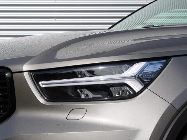 Volvo XC40 1.5 T4 Recharge R-Design Automaat / Leder interieur / Privacy Glass / LED koplampen